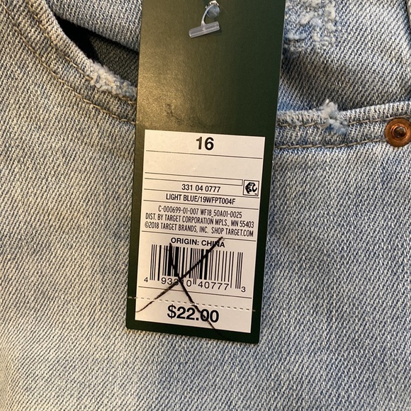 Wild fable Light Wash Mom Jeans - Picture 5 of 11